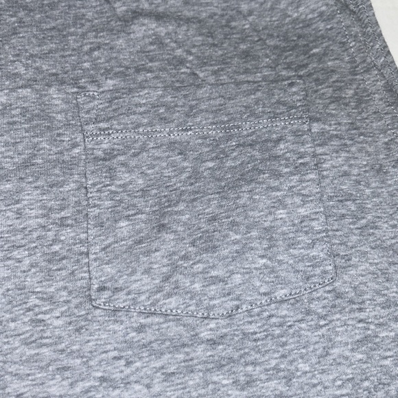 Old Navy Grey Tank-top - Picture 2 of 4